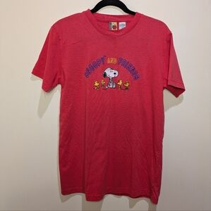 Snoopy and Friends Hot Pink Vintage Embroidered T-Shirt 90s Size Large